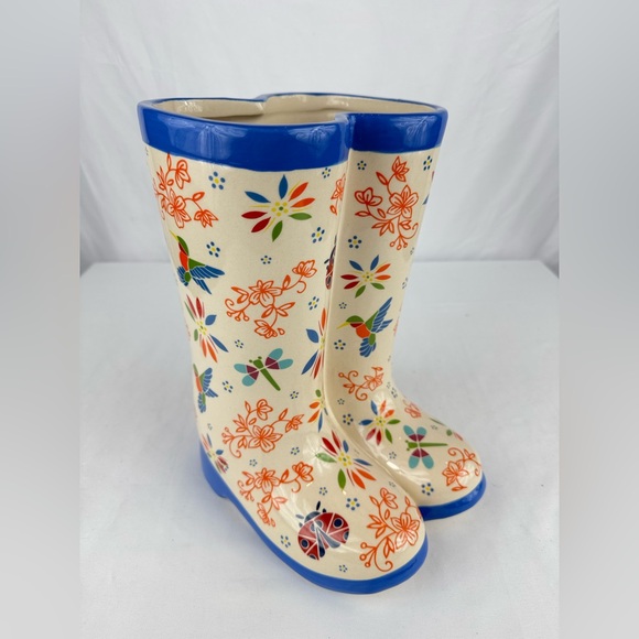 Temp-Tations Other - NIB Temp-tations by Tara Stoneware Garden Planter Boots in Garden Party